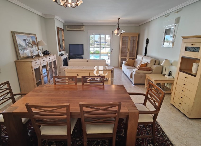 Wiederverkauf - Villa -
Orihuela Costa - La Zenia