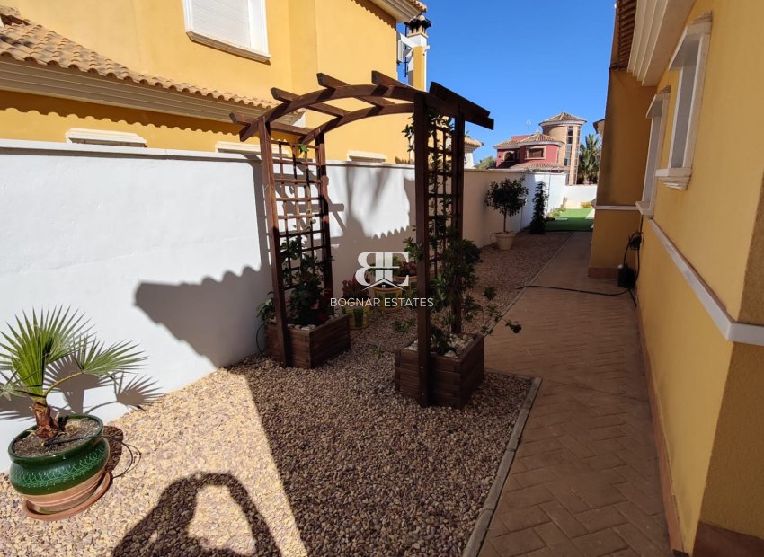 Wiederverkauf - Villa -
Orihuela Costa - La Zenia