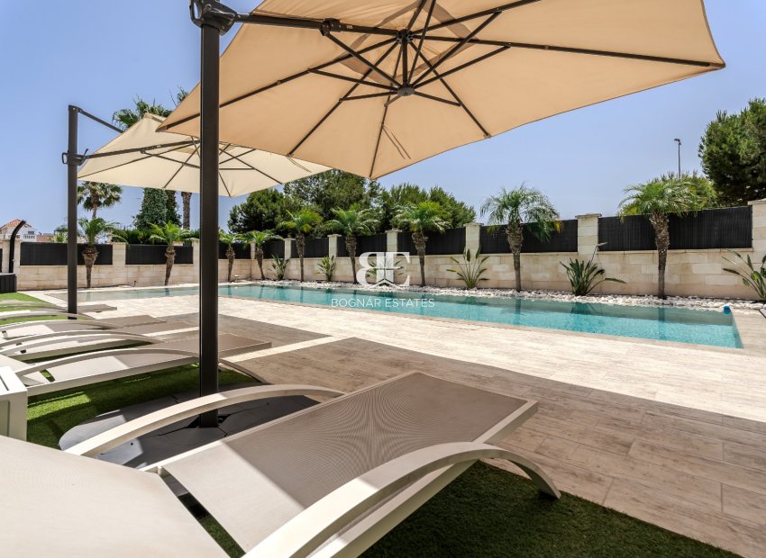 Wiederverkauf - Villa -
Orihuela Costa - La Zenia