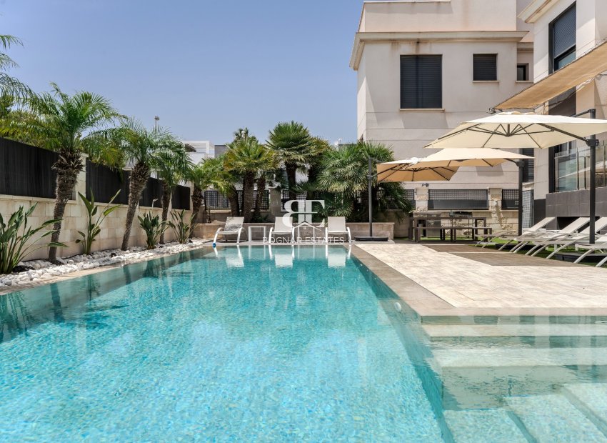 Wiederverkauf - Villa -
Orihuela Costa - La Zenia