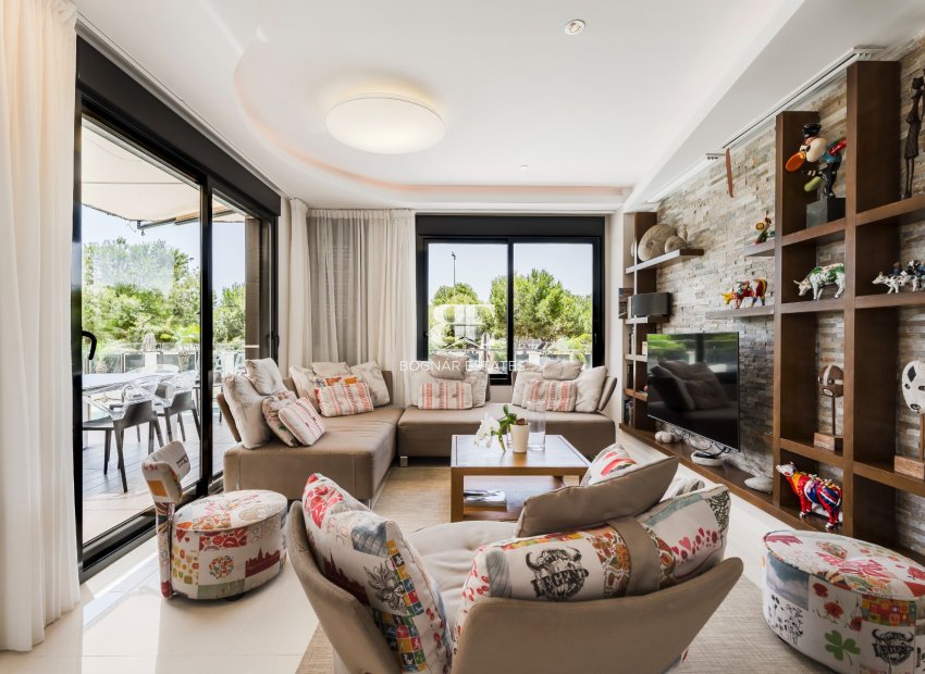 Wiederverkauf - Villa -
Orihuela Costa - La Zenia
