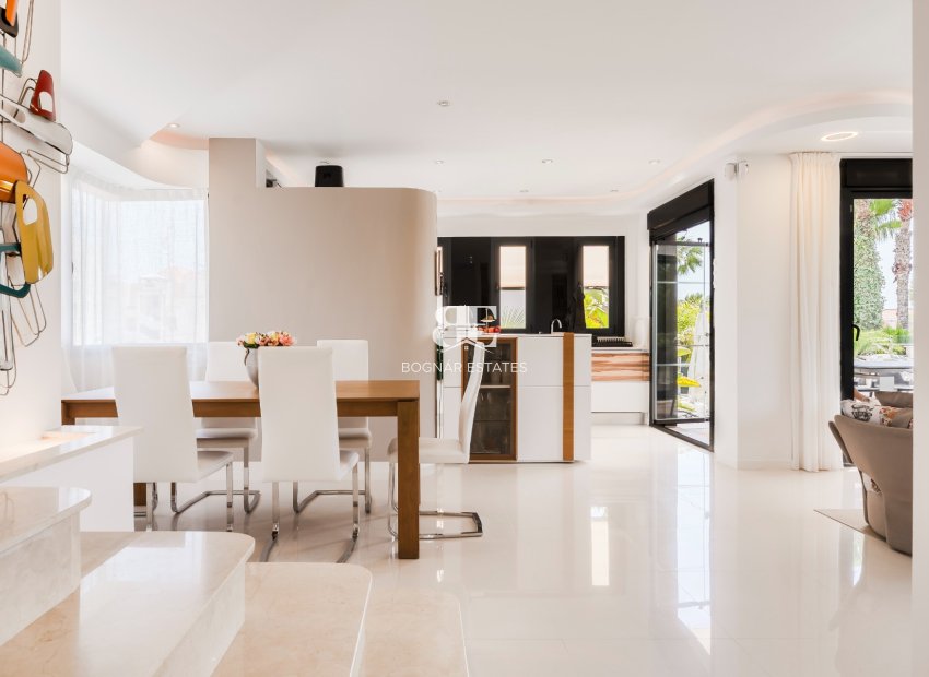 Wiederverkauf - Villa -
Orihuela Costa - La Zenia