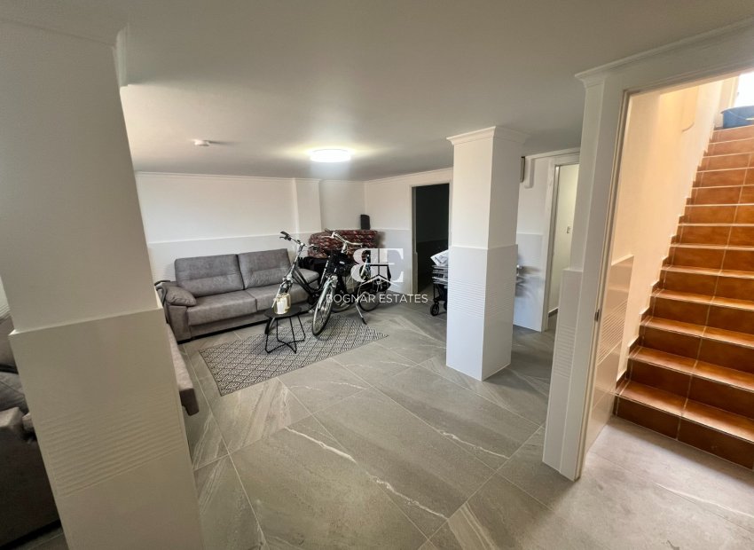 Wiederverkauf - Villa -
Orihuela Costa - La Zenia