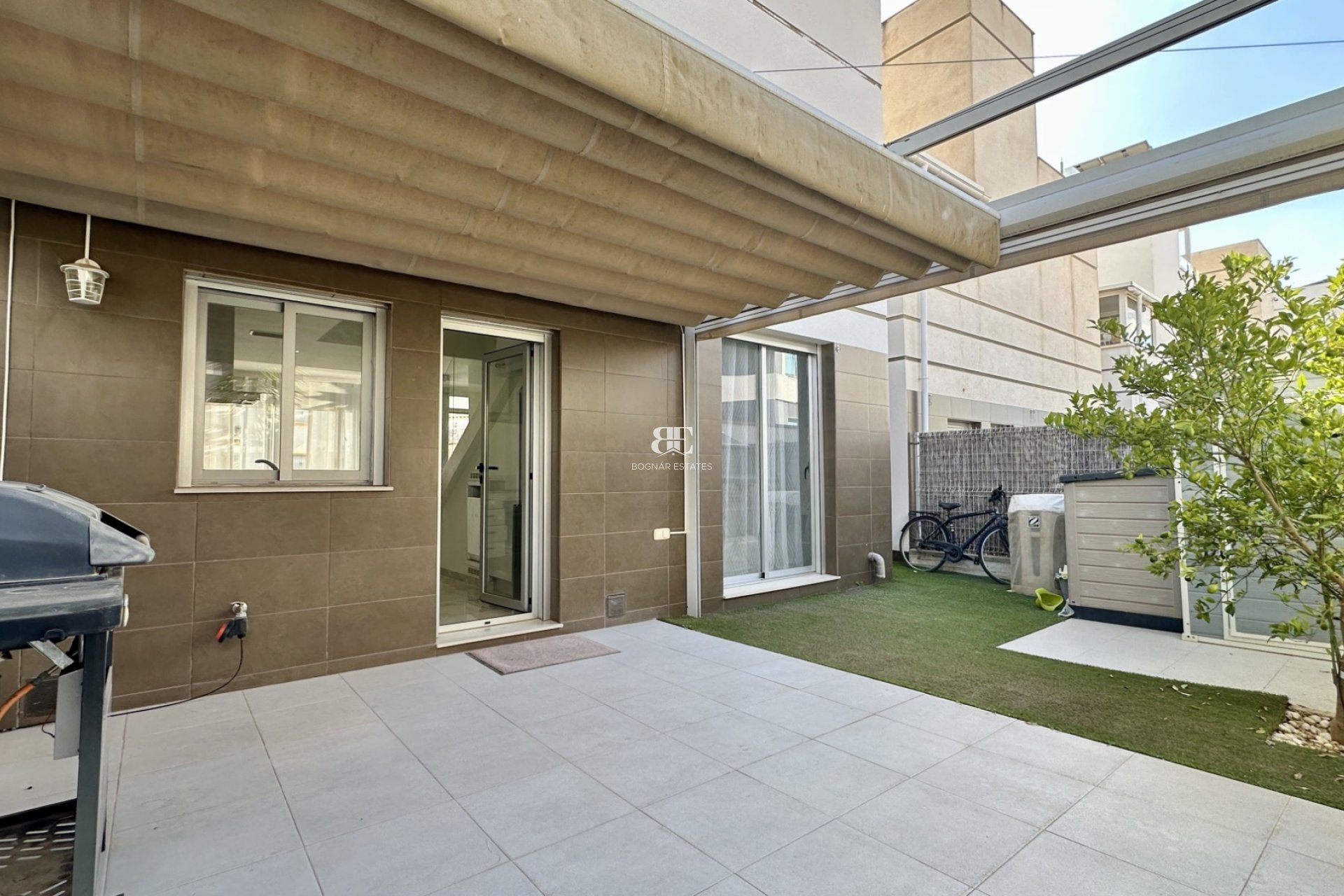 Wiederverkauf - Villa -
Orihuela Costa - Lomas De Cabo Roig