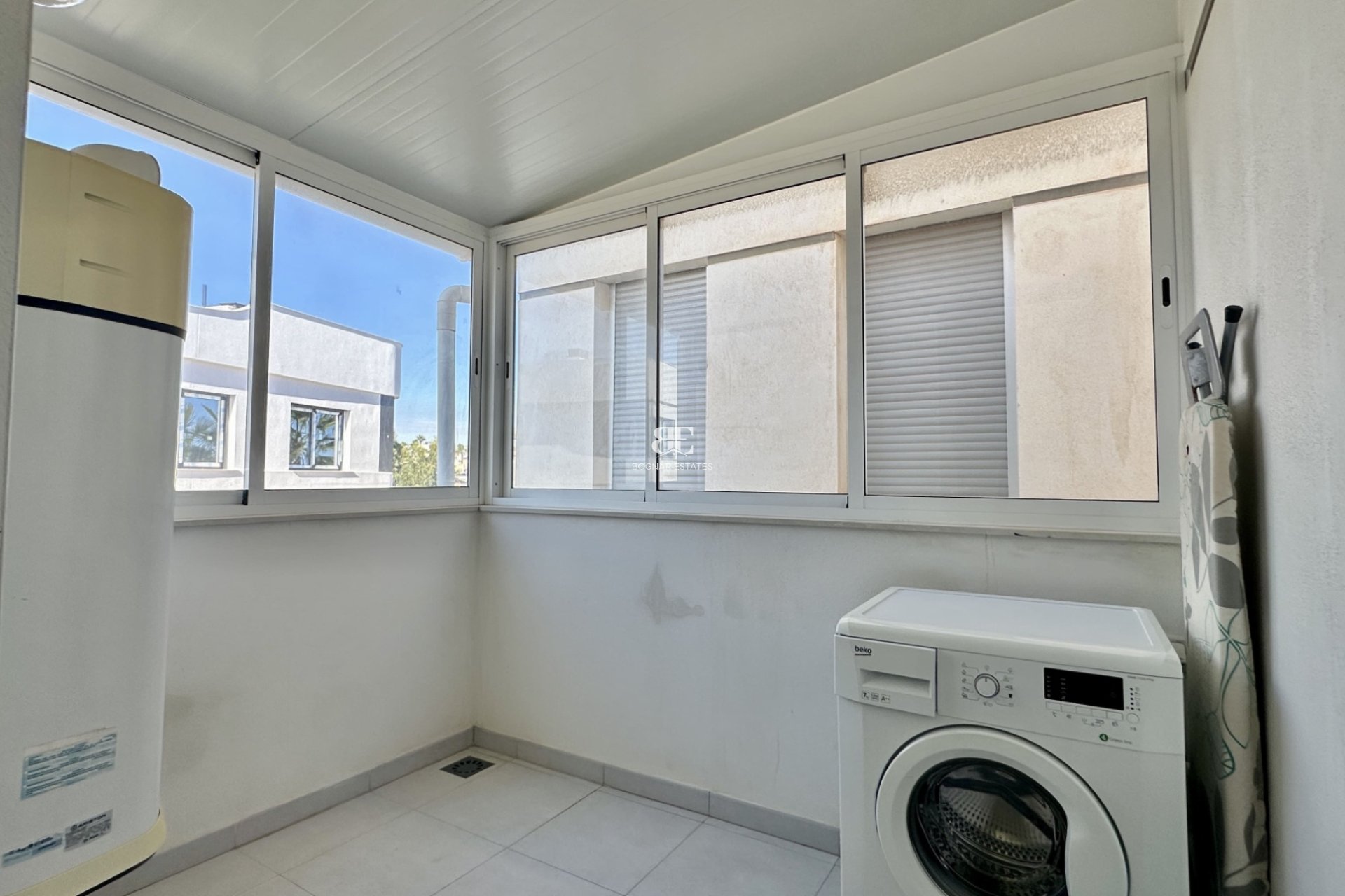 Wiederverkauf - Villa -
Orihuela Costa - Lomas De Cabo Roig