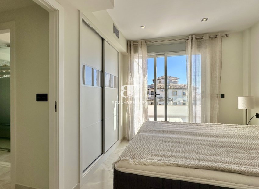 Wiederverkauf - Villa -
Orihuela Costa - Lomas De Cabo Roig