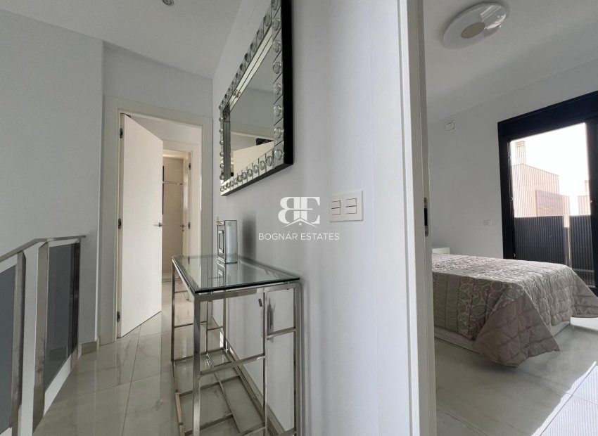 Wiederverkauf - Villa -
Orihuela Costa - Lomas De Cabo Roig