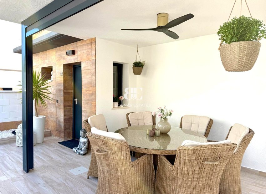 Wiederverkauf - Villa -
Orihuela Costa - Lomas De Cabo Roig