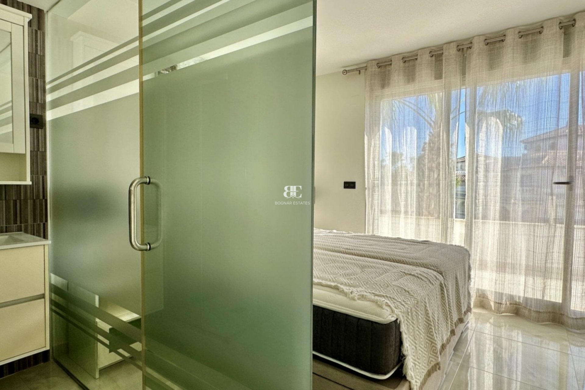 Wiederverkauf - Villa -
Orihuela Costa - Lomas De Cabo Roig