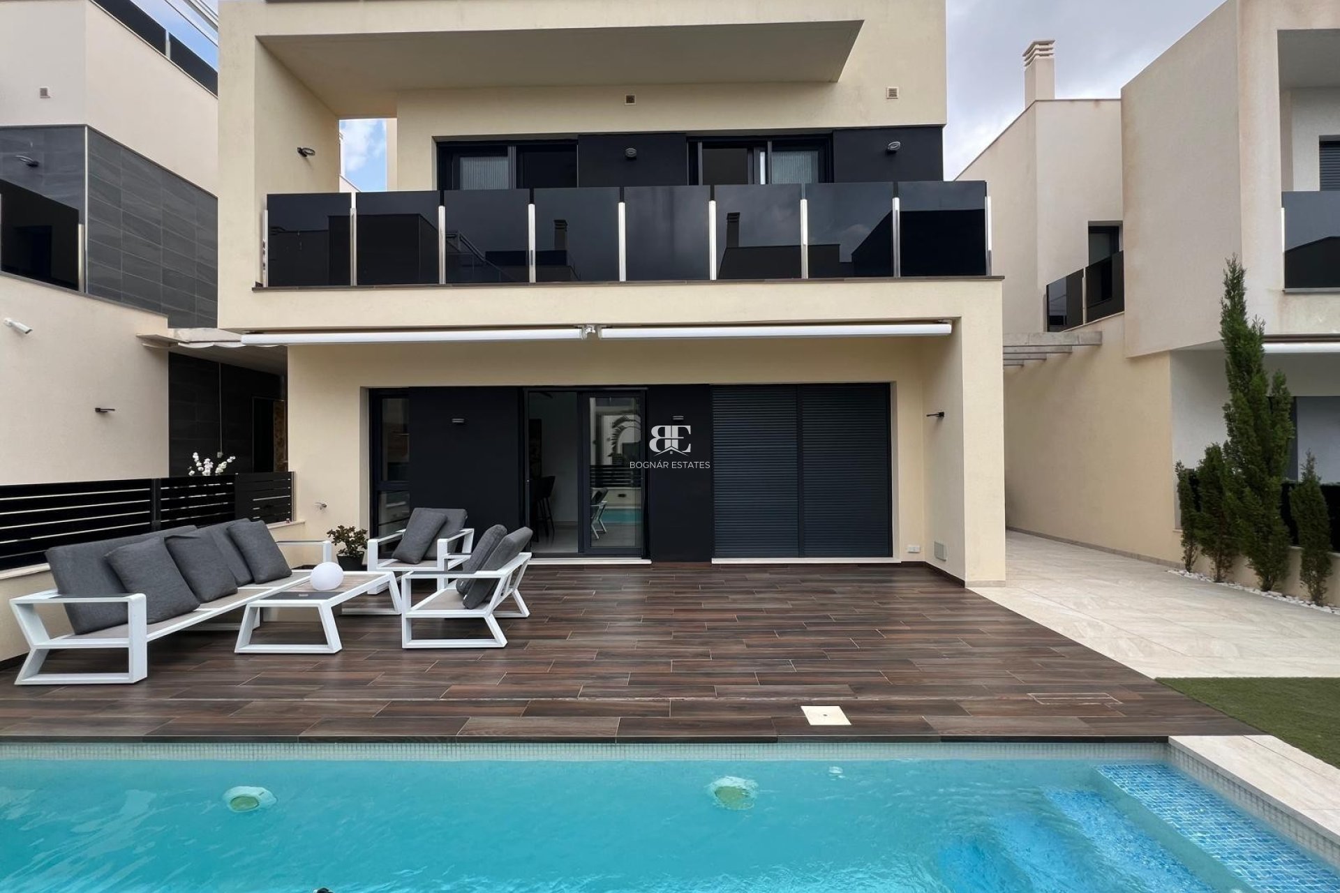 Wiederverkauf - Villa -
Orihuela Costa - Lomas De Cabo Roig