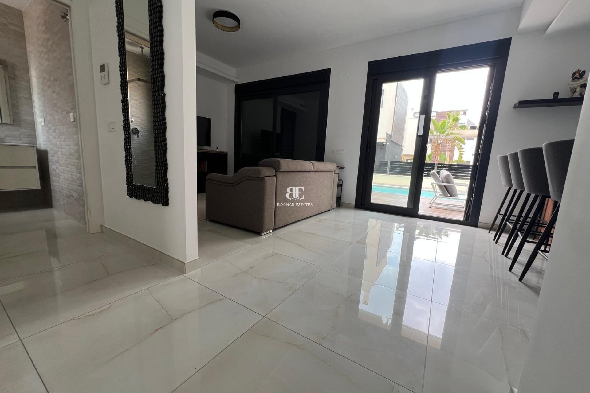 Wiederverkauf - Villa -
Orihuela Costa - Lomas De Cabo Roig