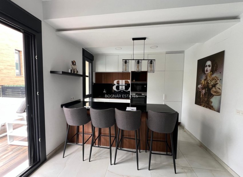 Wiederverkauf - Villa -
Orihuela Costa - Lomas De Cabo Roig