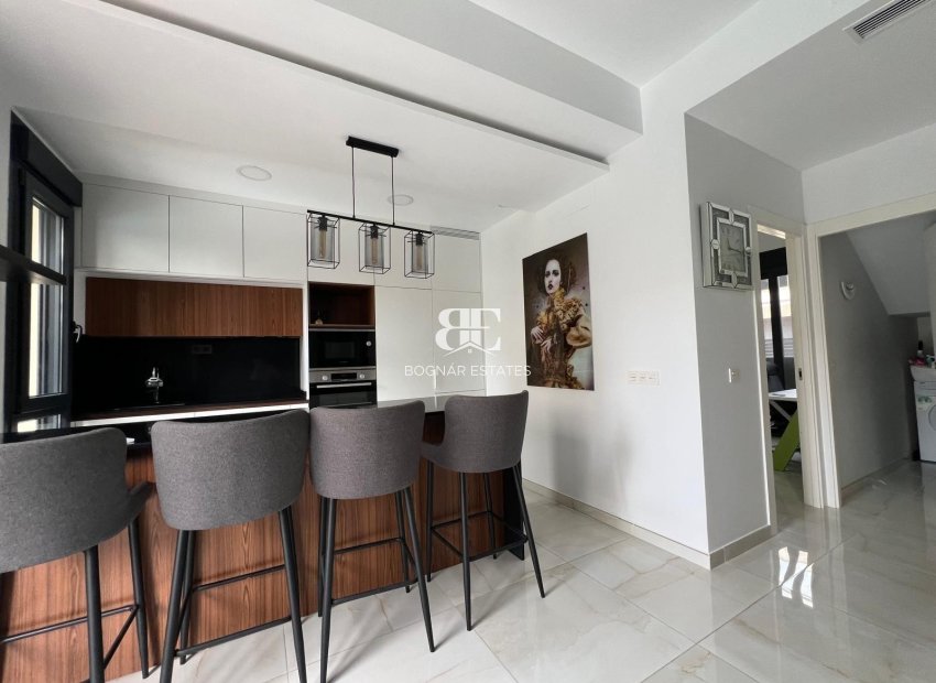 Wiederverkauf - Villa -
Orihuela Costa - Lomas De Cabo Roig