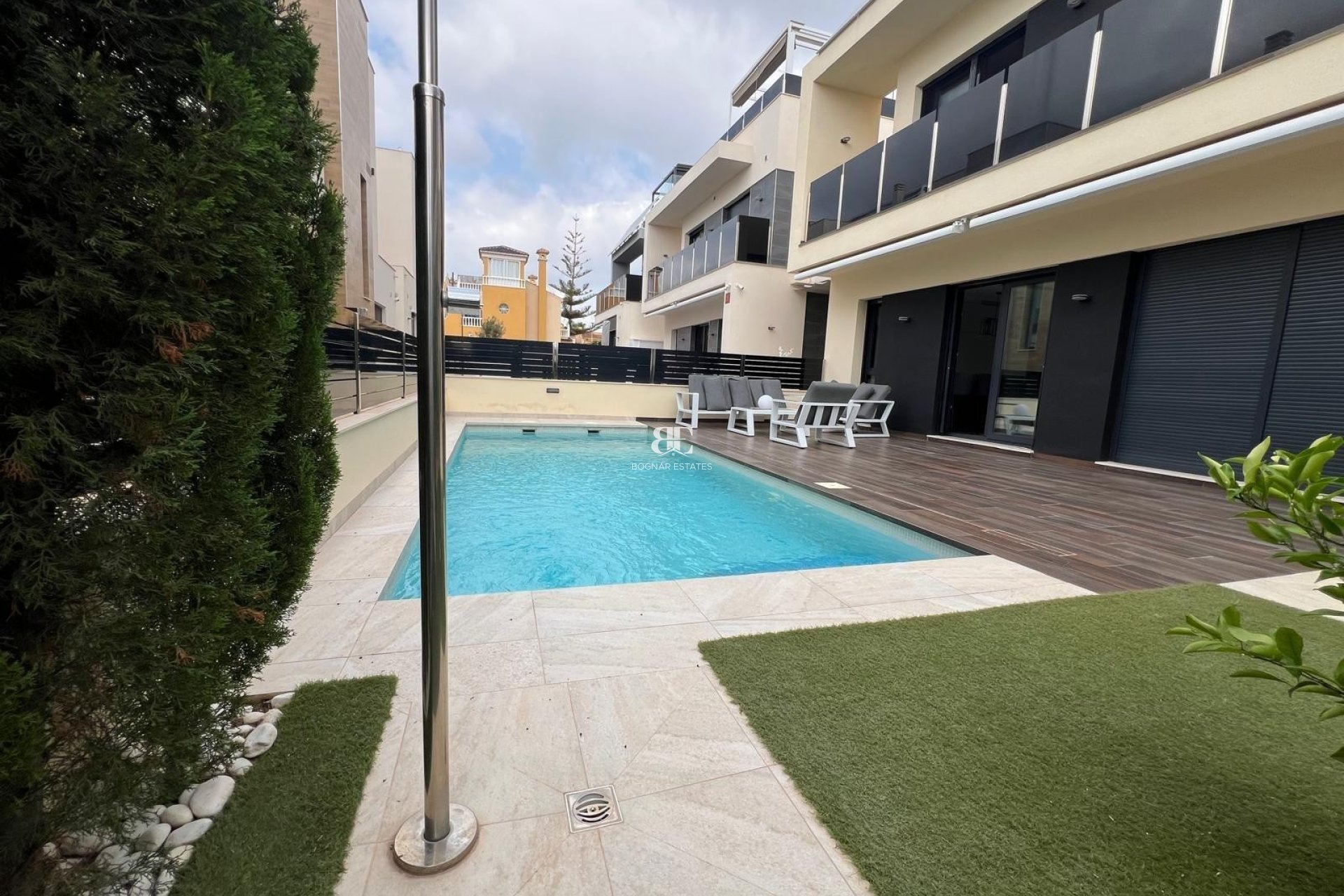 Wiederverkauf - Villa -
Orihuela Costa - Lomas De Cabo Roig