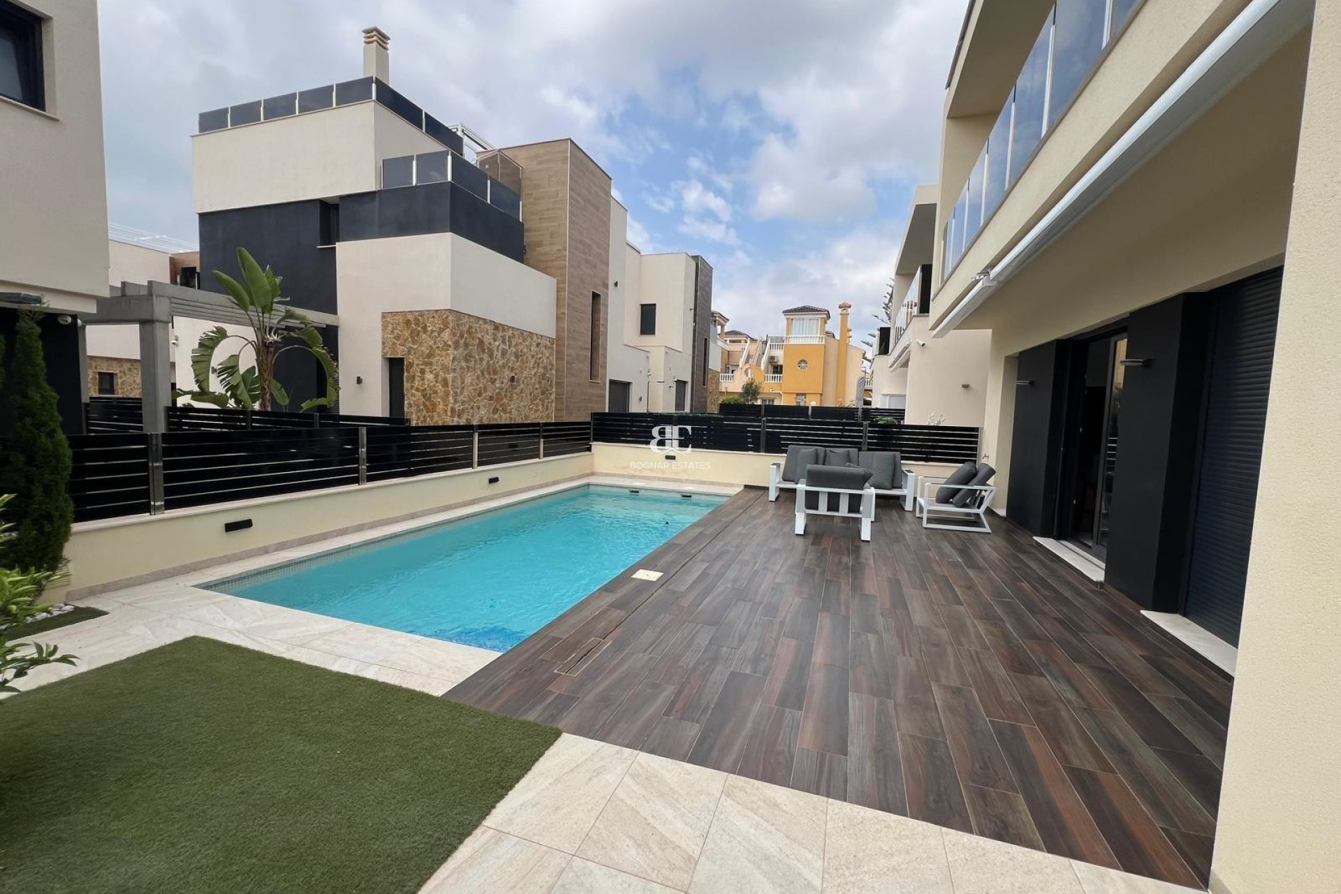 Wiederverkauf - Villa -
Orihuela Costa - Lomas De Cabo Roig