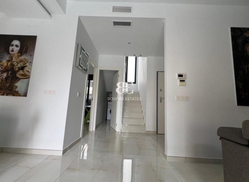 Wiederverkauf - Villa -
Orihuela Costa - Lomas De Cabo Roig