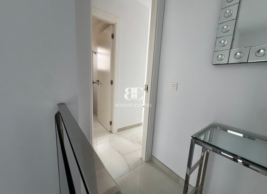 Wiederverkauf - Villa -
Orihuela Costa - Lomas De Cabo Roig