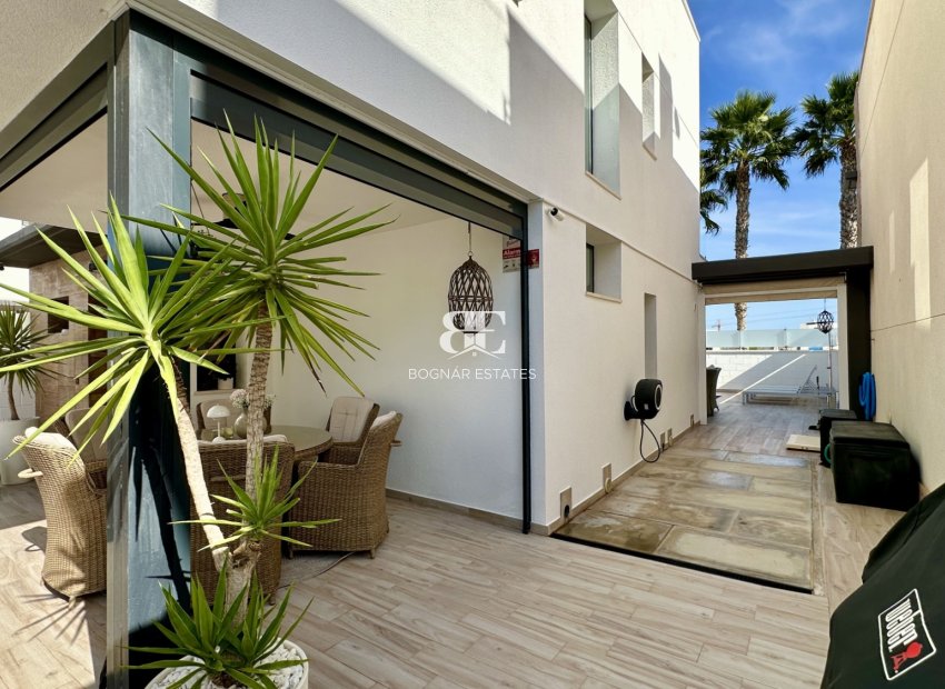 Wiederverkauf - Villa -
Orihuela Costa - Lomas De Cabo Roig