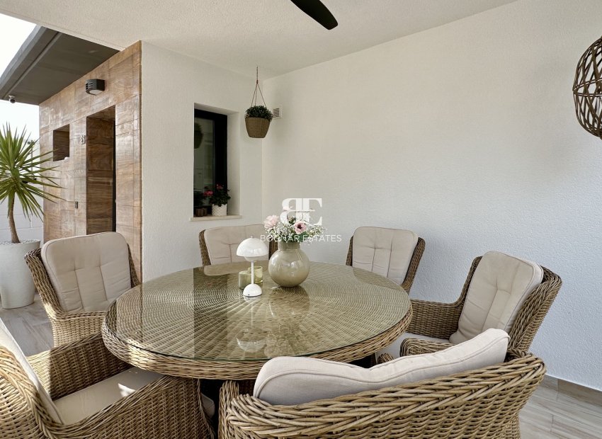 Wiederverkauf - Villa -
Orihuela Costa - Lomas De Cabo Roig