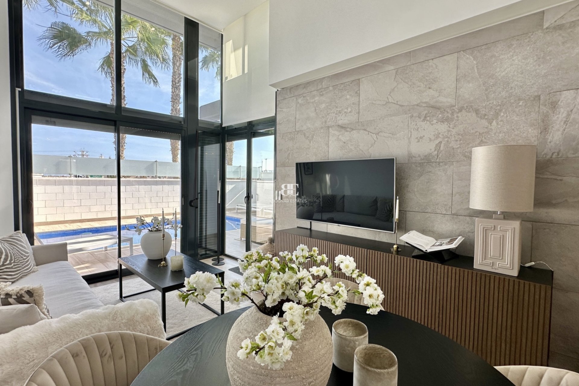 Wiederverkauf - Villa -
Orihuela Costa - Lomas De Cabo Roig