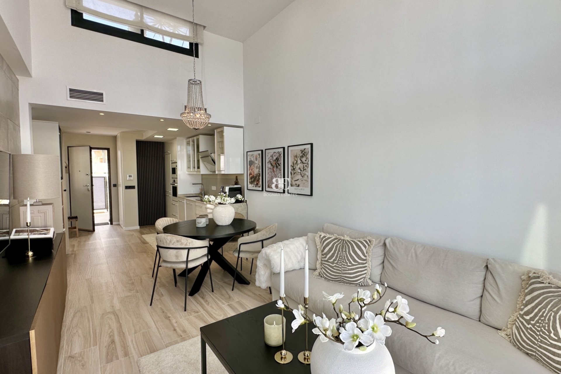 Wiederverkauf - Villa -
Orihuela Costa - Lomas De Cabo Roig