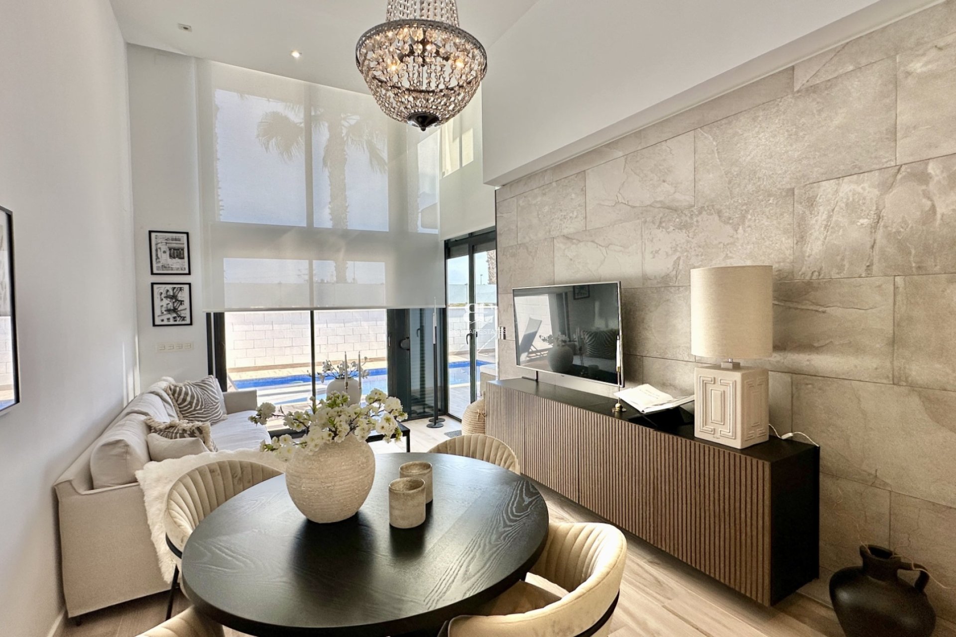 Wiederverkauf - Villa -
Orihuela Costa - Lomas De Cabo Roig