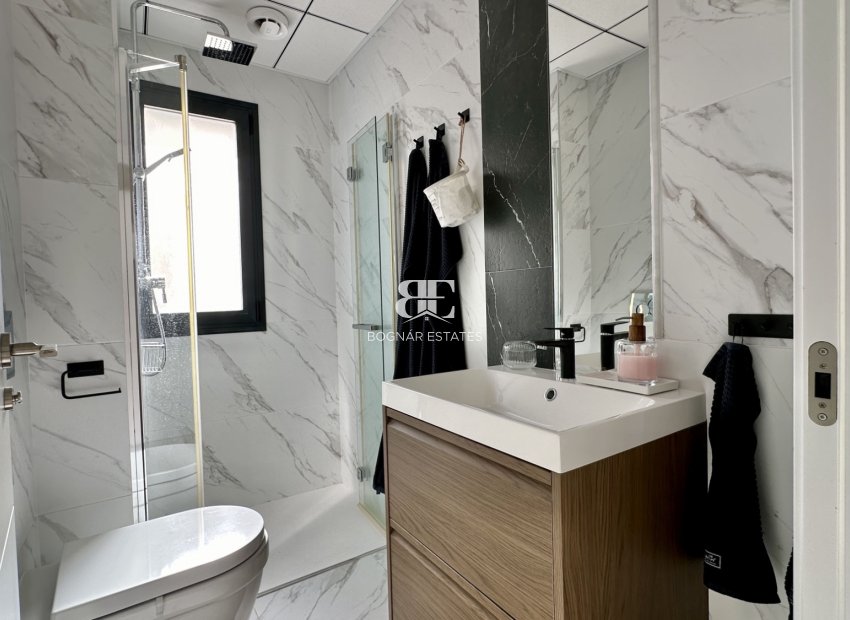 Wiederverkauf - Villa -
Orihuela Costa - Lomas De Cabo Roig