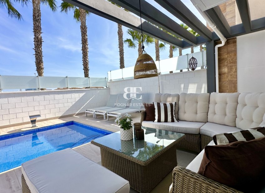 Wiederverkauf - Villa -
Orihuela Costa - Lomas De Cabo Roig