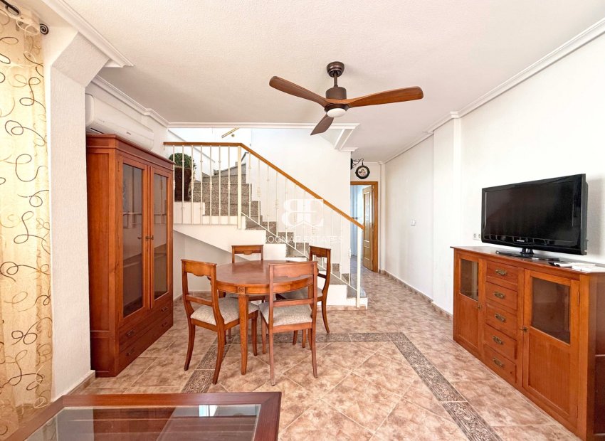 Wiederverkauf - Villa -
Orihuela Costa - Los Altos