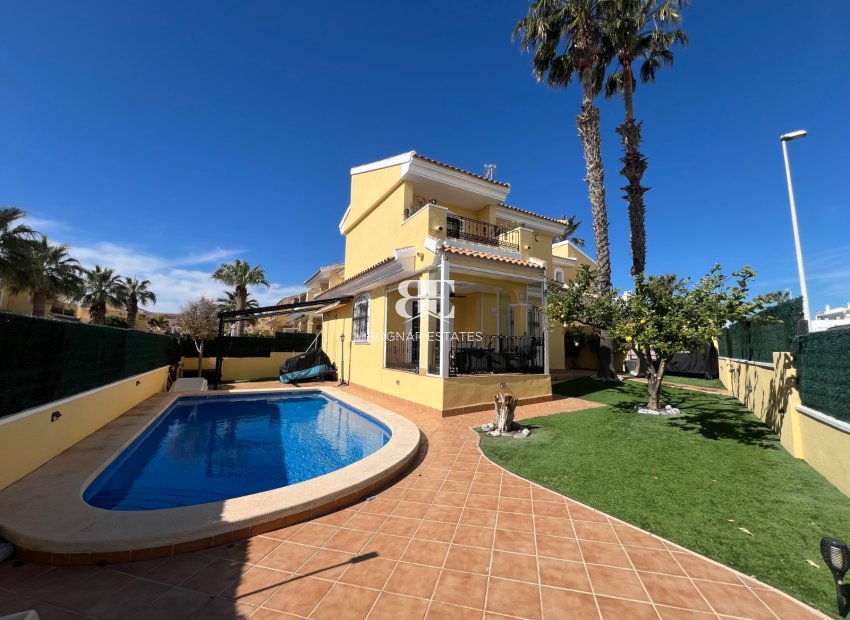 Wiederverkauf - Villa -
Orihuela Costa - Los Dolses