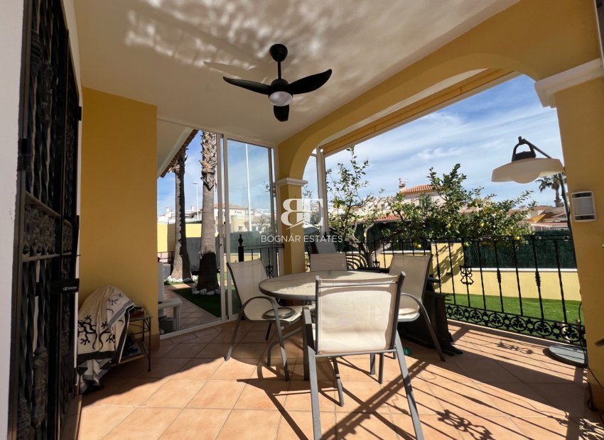 Wiederverkauf - Villa -
Orihuela Costa - Los Dolses