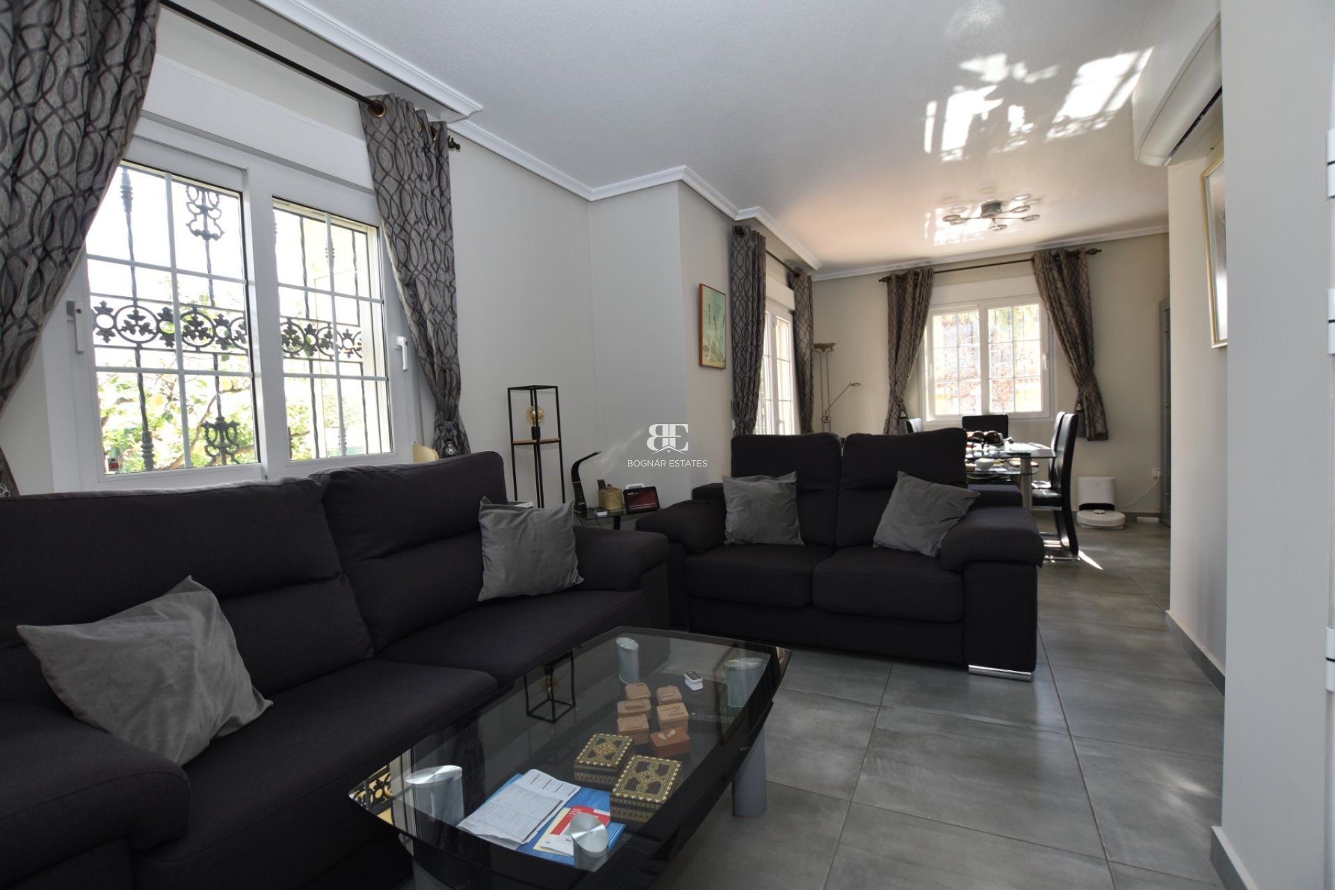 Wiederverkauf - Villa -
Orihuela Costa - Los Dolses