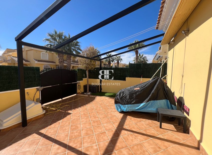 Wiederverkauf - Villa -
Orihuela Costa - Los Dolses