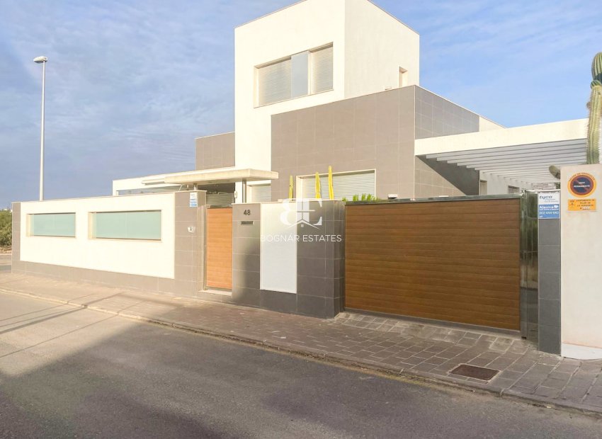Wiederverkauf - Villa -
Orihuela Costa - Mil Palmeras