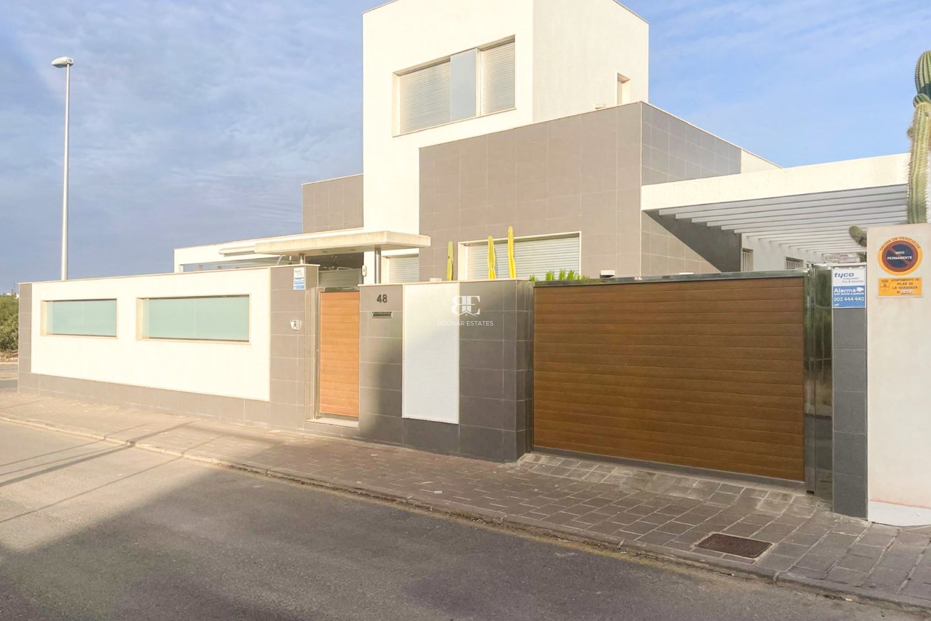 Wiederverkauf - Villa -
Orihuela Costa - Mil Palmeras