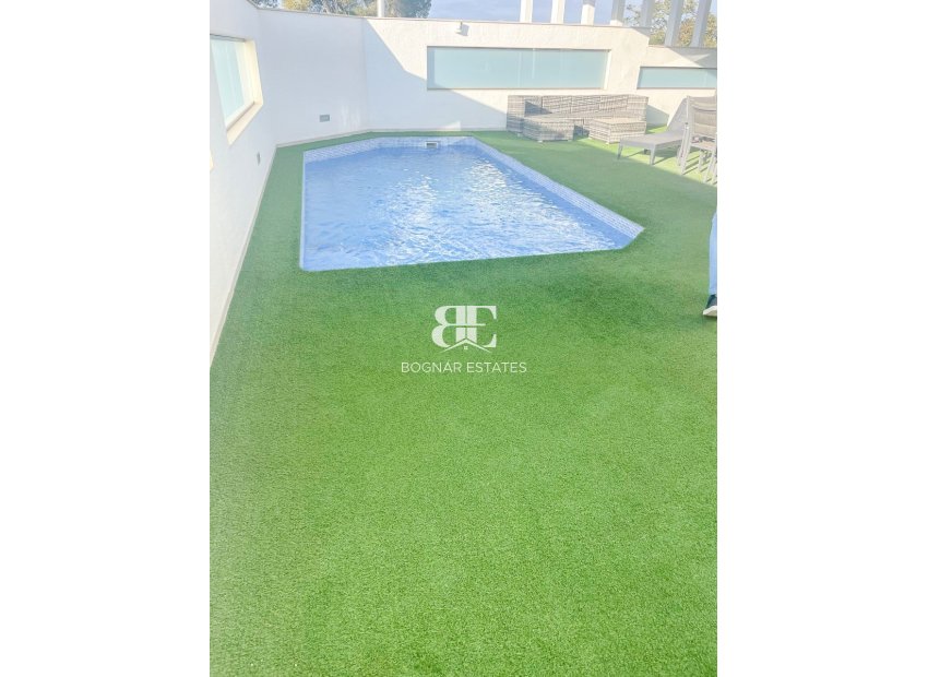 Wiederverkauf - Villa -
Orihuela Costa - Mil Palmeras