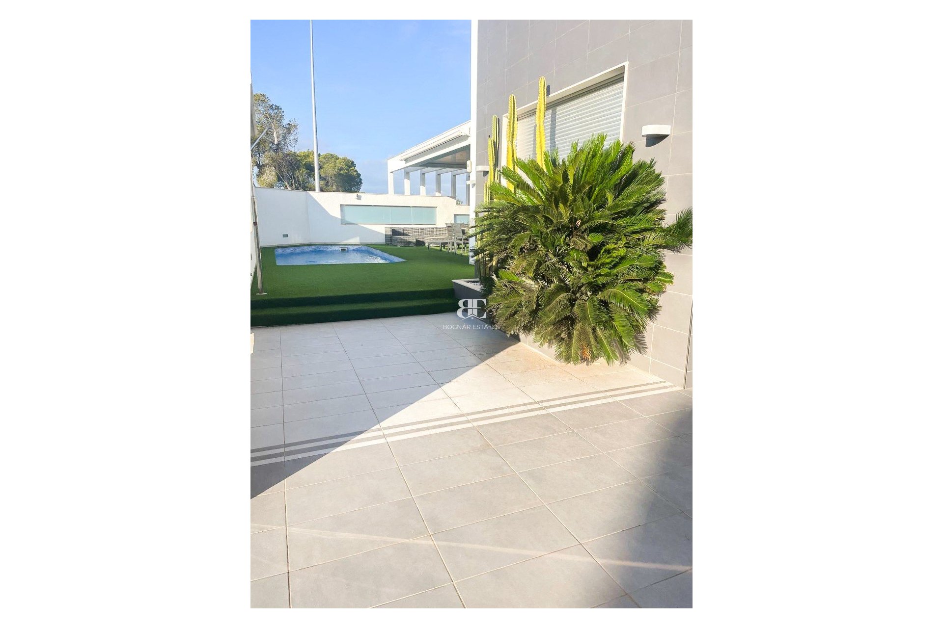 Wiederverkauf - Villa -
Orihuela Costa - Mil Palmeras