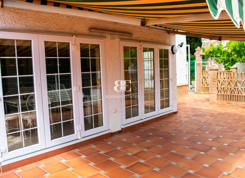 Wiederverkauf - Villa -
Orihuela Costa - MUY CERCA DE LA PLAYA