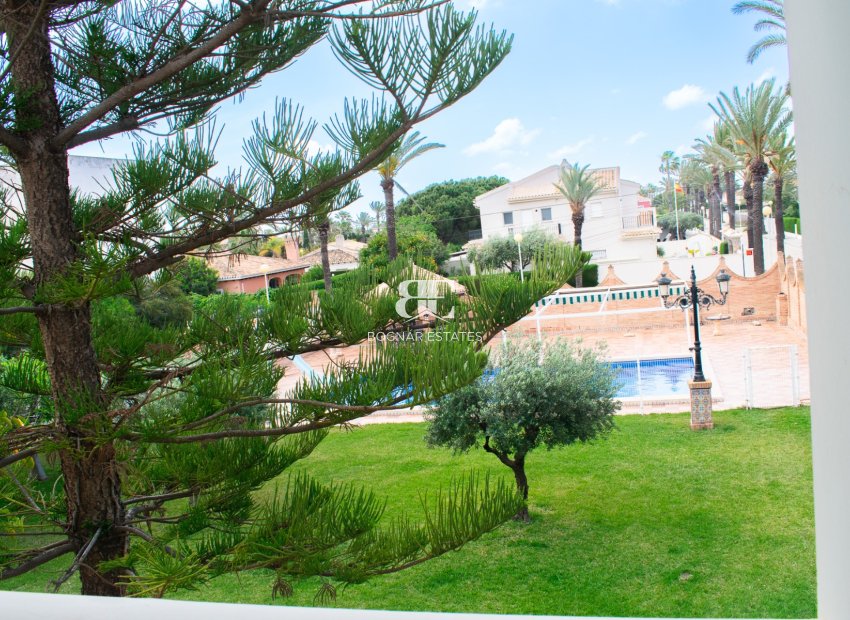 Wiederverkauf - Villa -
Orihuela Costa - MUY CERCA DE LA PLAYA