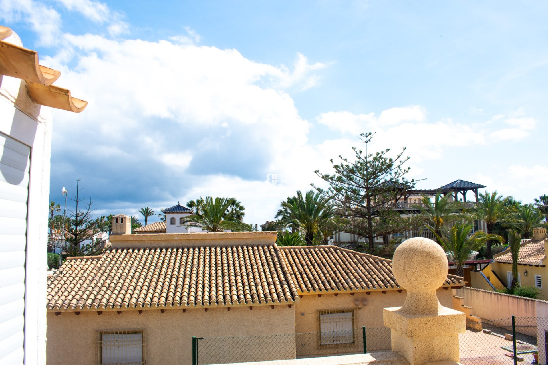 Wiederverkauf - Villa -
Orihuela Costa - MUY CERCA DE LA PLAYA