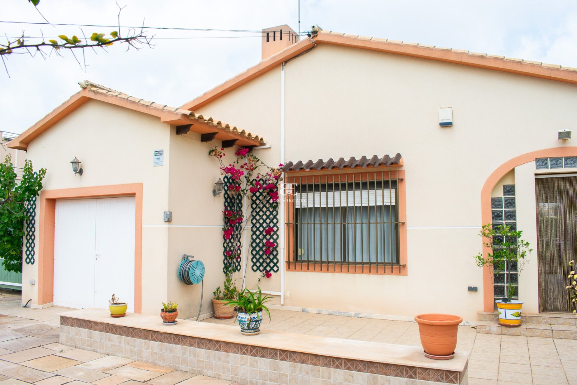 Wiederverkauf - Villa -
Orihuela Costa - MUY CERCA DE LA PLAYA