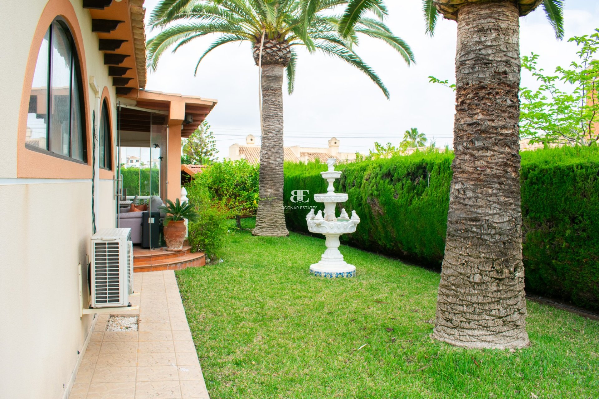 Wiederverkauf - Villa -
Orihuela Costa - MUY CERCA DE LA PLAYA