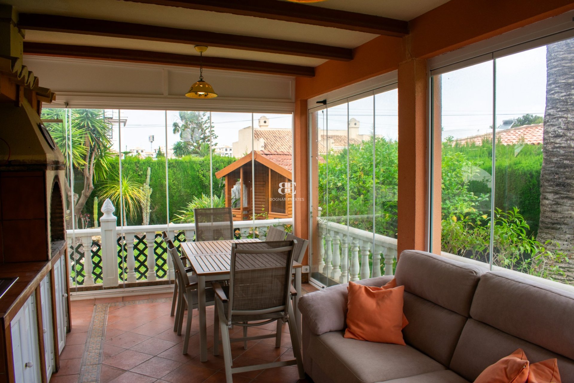 Wiederverkauf - Villa -
Orihuela Costa - MUY CERCA DE LA PLAYA