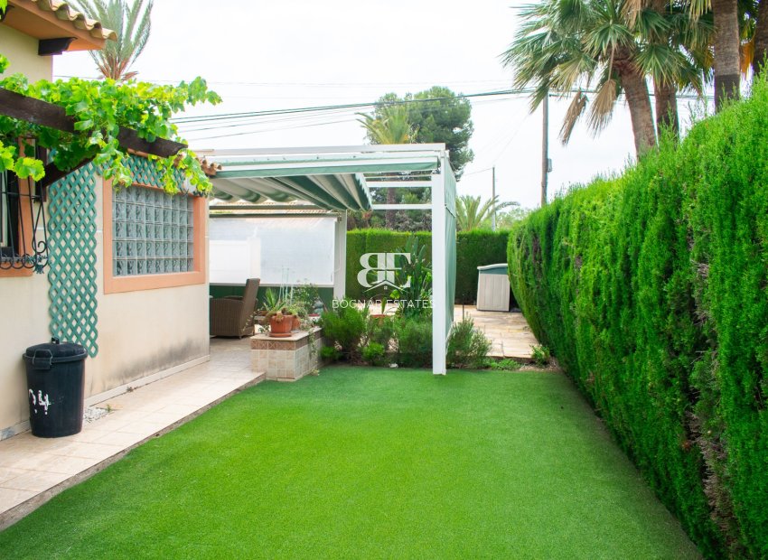 Wiederverkauf - Villa -
Orihuela Costa - MUY CERCA DE LA PLAYA