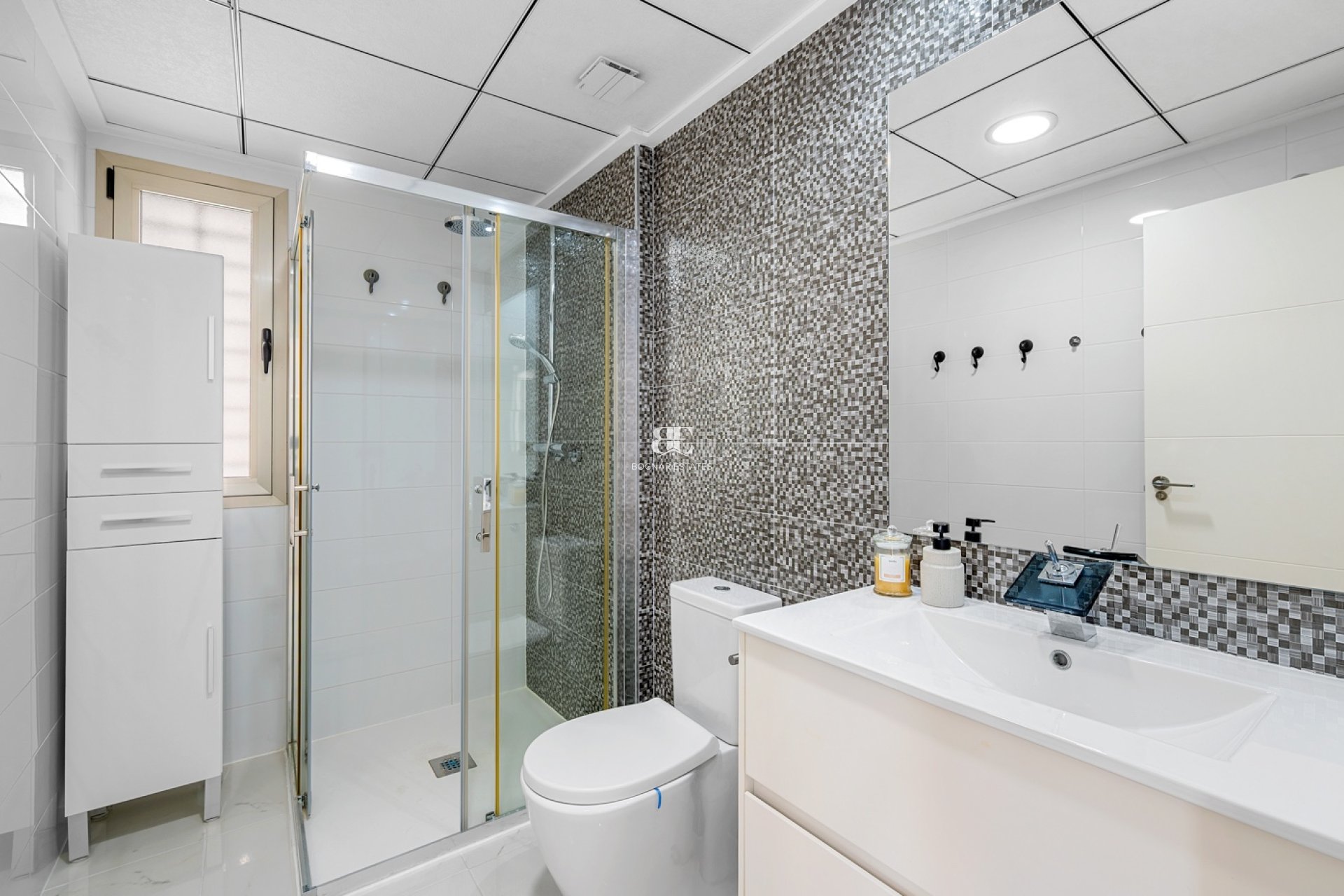 Wiederverkauf - Villa -
Orihuela Costa - Pau 8*