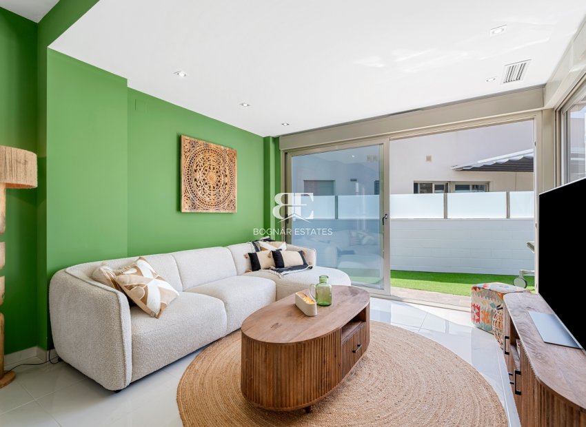 Wiederverkauf - Villa -
Orihuela Costa - Pau 8*