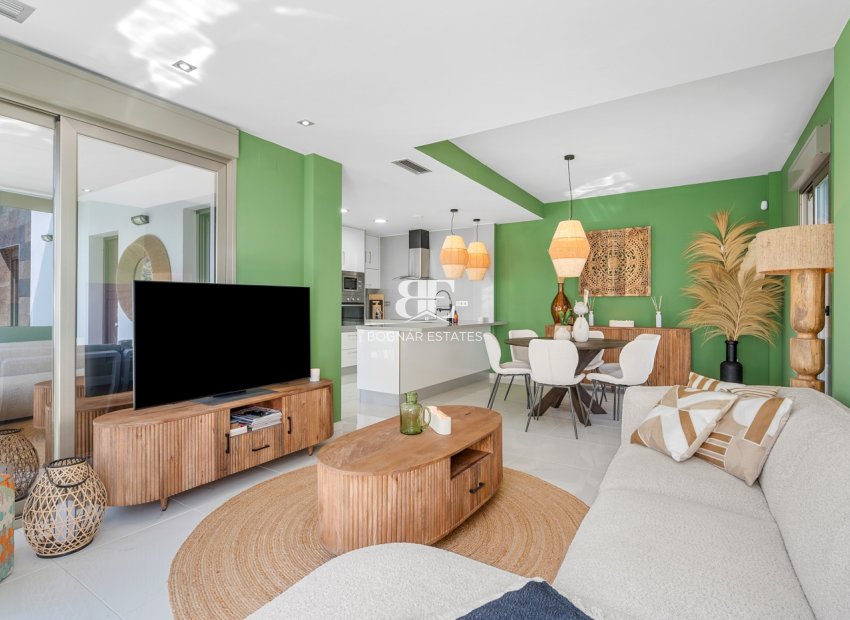 Wiederverkauf - Villa -
Orihuela Costa - Pau 8*