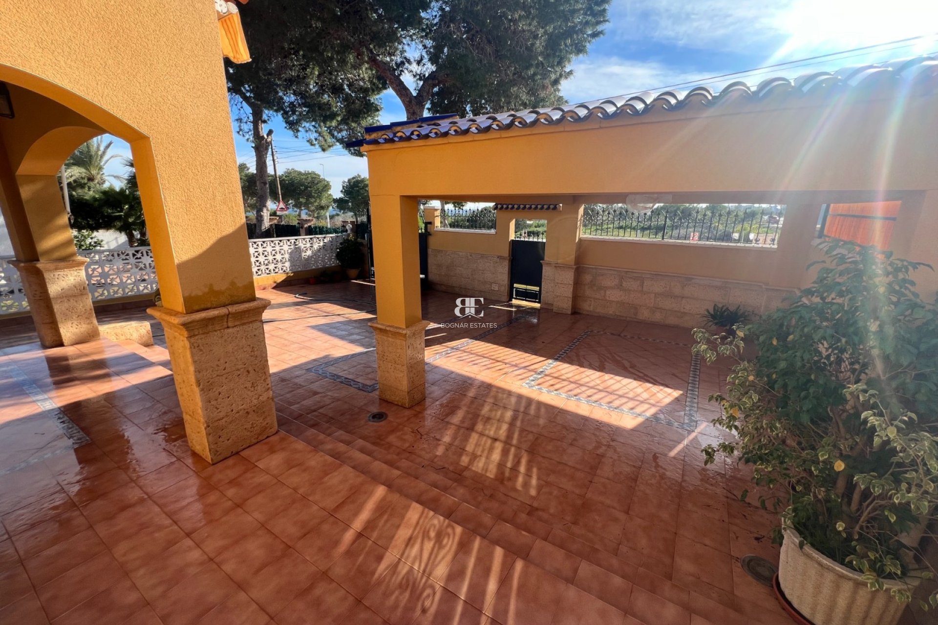 Wiederverkauf - Villa -
Orihuela Costa - Punta Prima