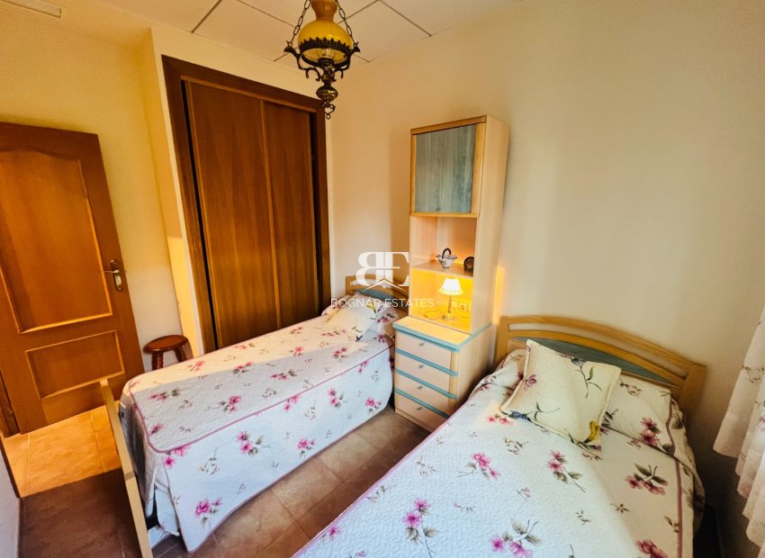 Wiederverkauf - Villa -
Orihuela Costa - Punta Prima