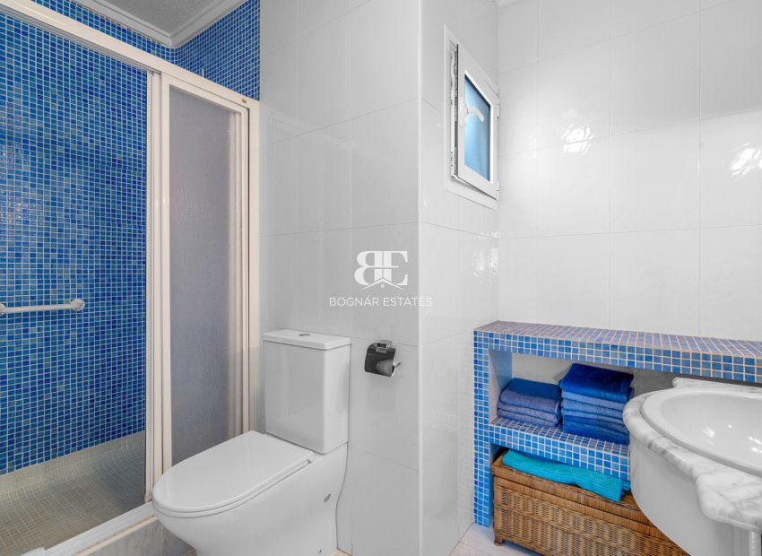 Wiederverkauf - Villa -
Orihuela Costa - Punta Prima